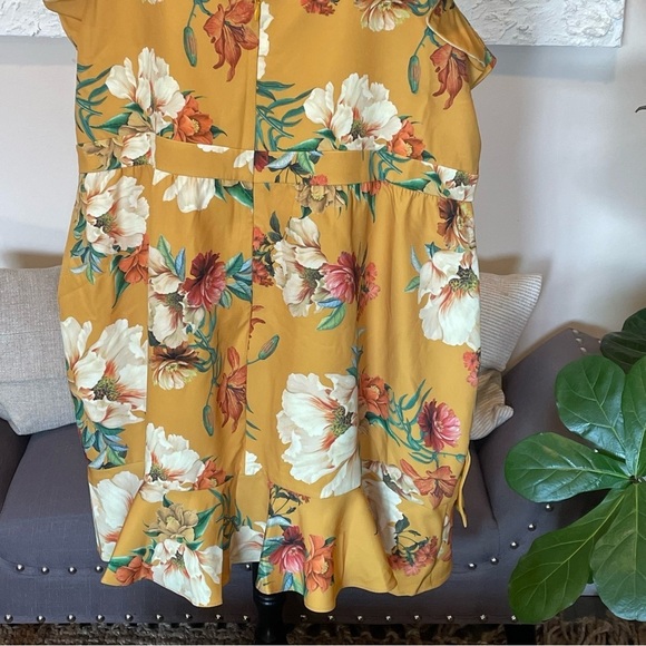 City Chic Floral Golden Dress Short Sleeve Ruffle Sz XXL NWT - Picture 7 of 9